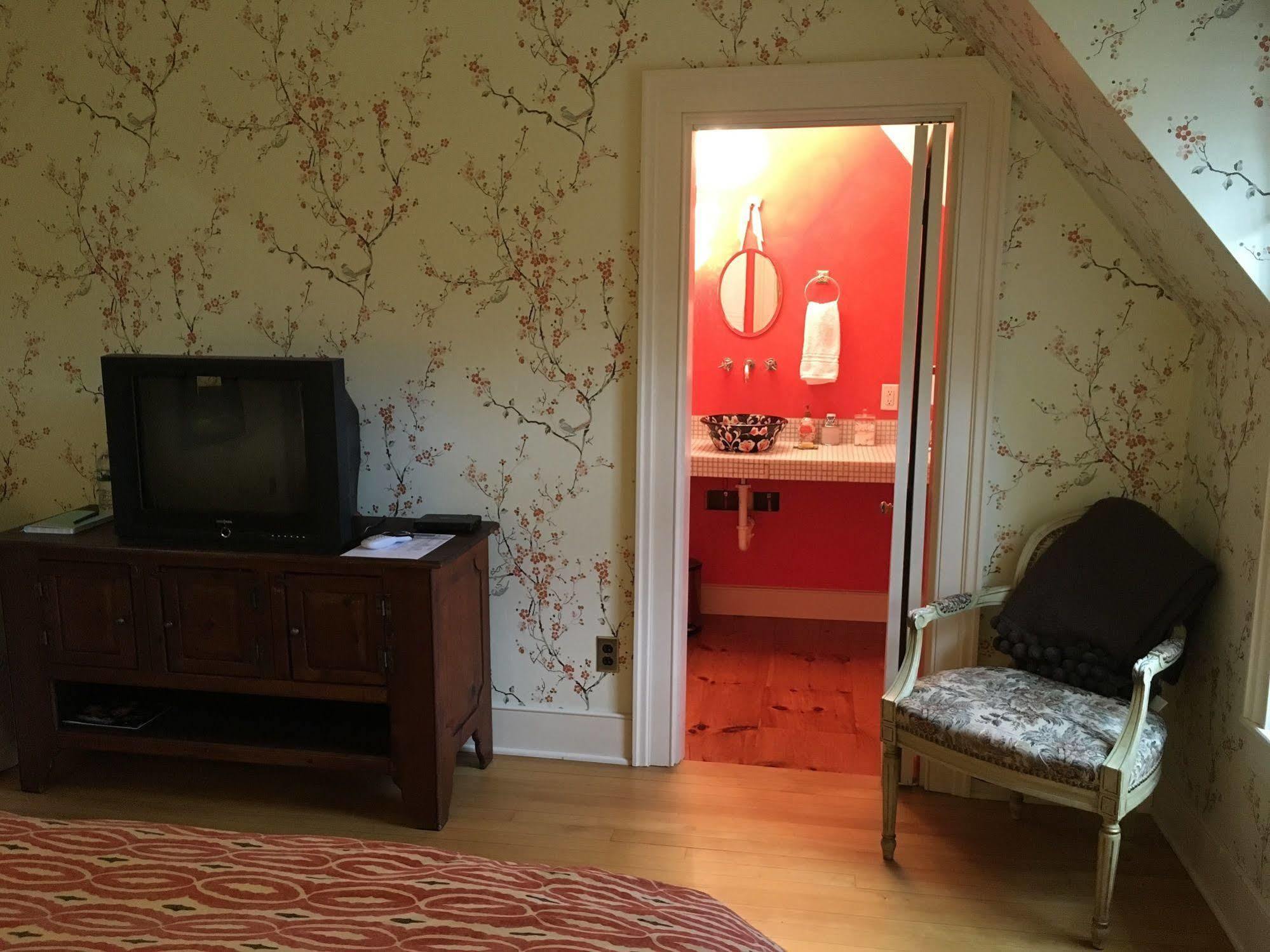 Dreamhouse Country Inn Bristol Екстериор снимка